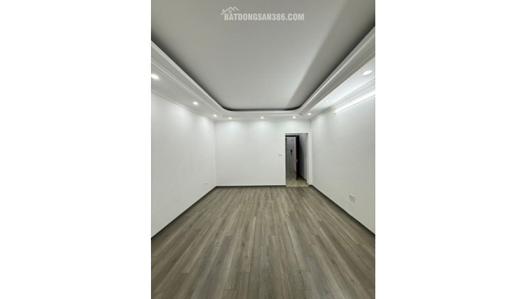 LÔ GÓC 6 TẦNG THANG MÁY XÂY MỚI ĐẸP_VĂN MIẾU - QUỐC TỬ GIÁM_GẦN PHỐ_42m2_3 THOÁNG, hơn 14 tỷ